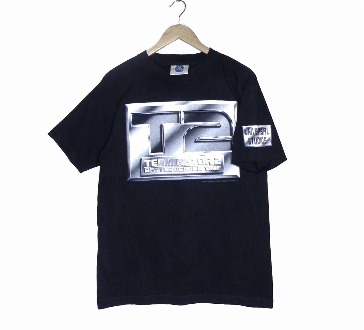 Vintage Vintage Terminator 2 Universal Studios T-shirt movie tshirt Size US M / EU 48-50 / 2 - 1 Thumbnail