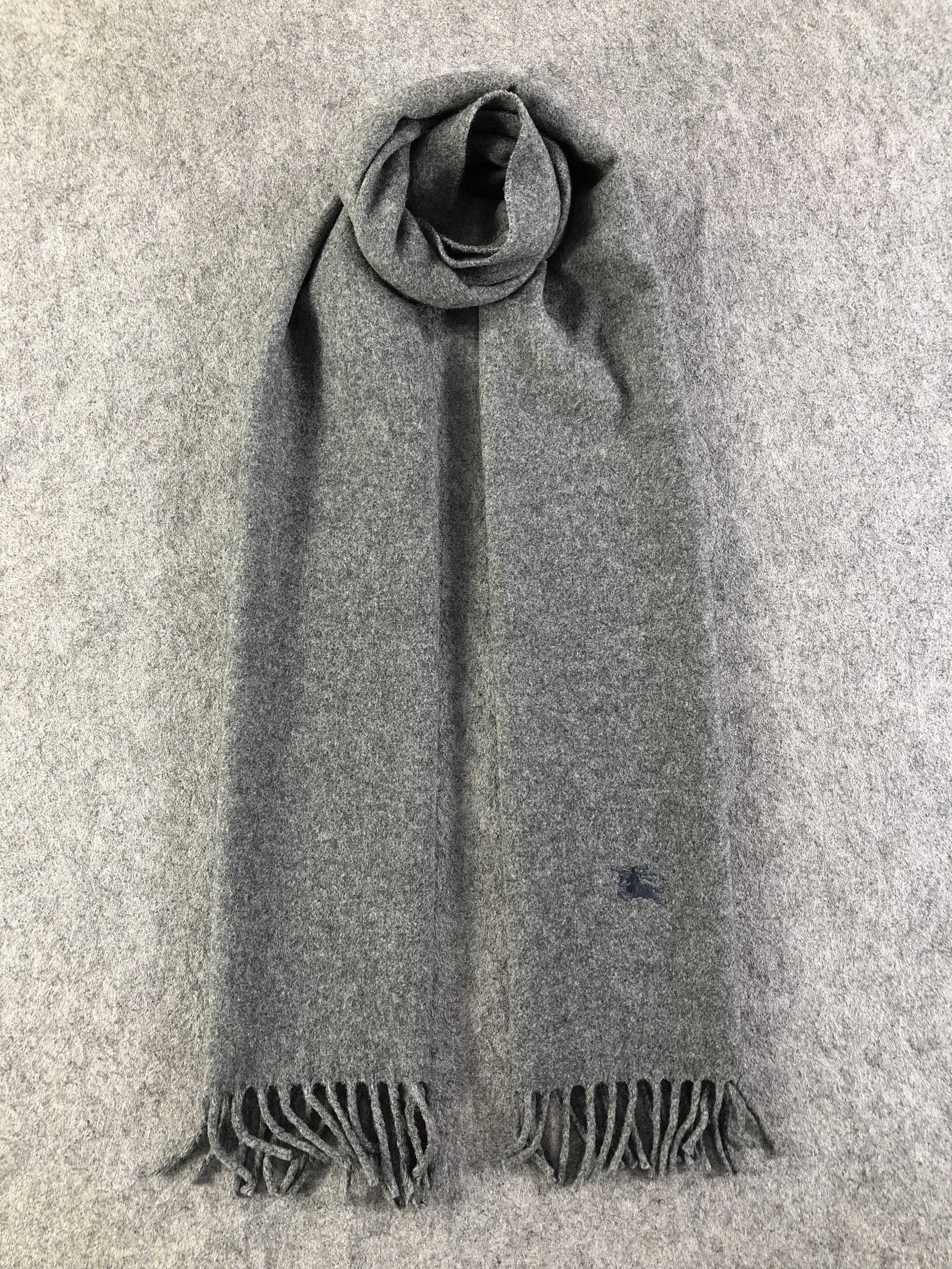 Burberry Burberry Scarf / Muffler / Neckwear Size ONE SIZE - 1 Thumbnail