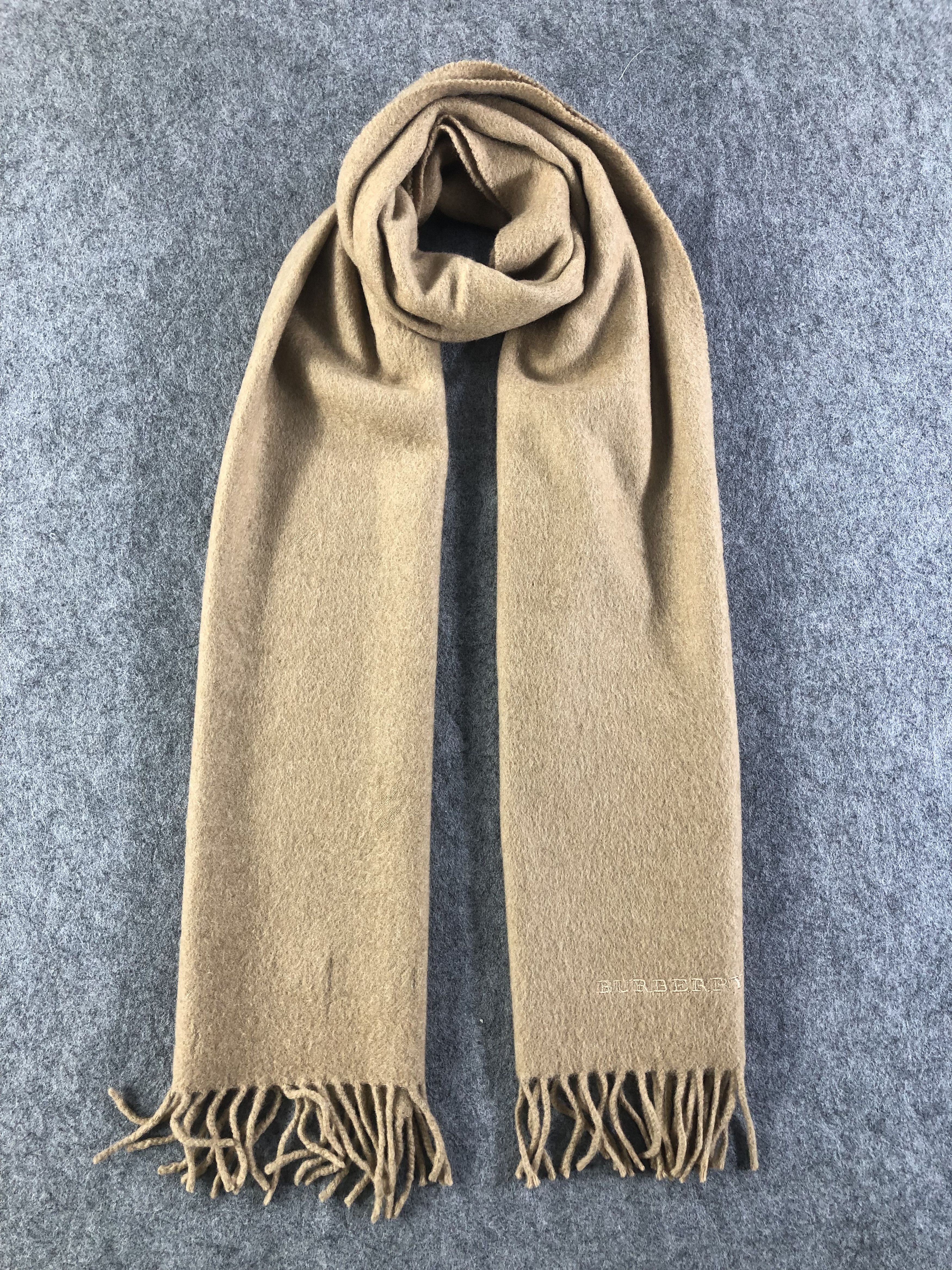 Burberry Burberry Cashmere Scarf / Muffler / Neckwear Size ONE SIZE - 1 Thumbnail