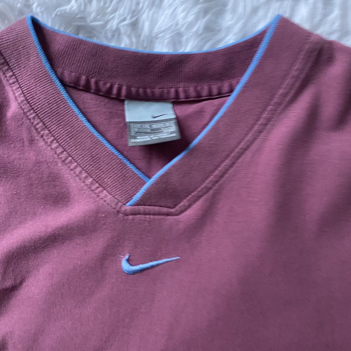 Nike Vintage Nike Center Logo Swoosh T-Shirt Size US XXL / EU 58 / 5 - 4 Thumbnail