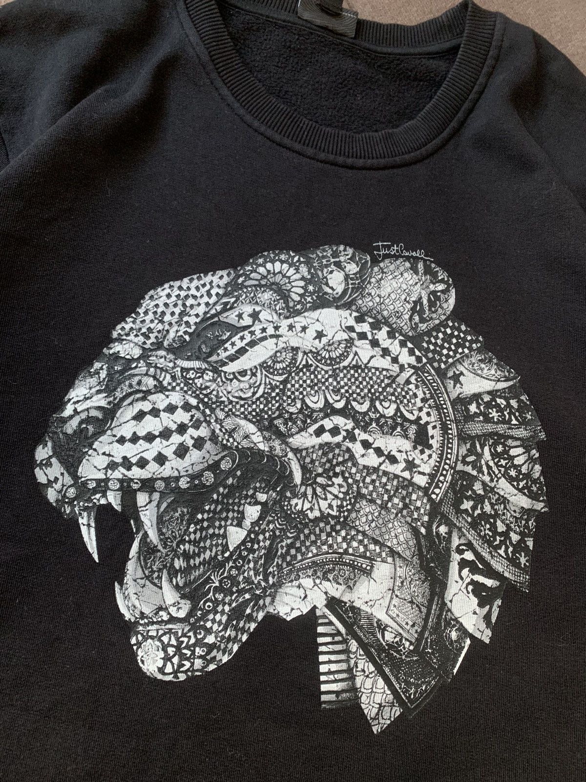 Just Cavalli Just Cavalli Studded Tiger Sweatshirt in Black for Men Size US XL / EU 56 / 4 - 8 Thumbnail