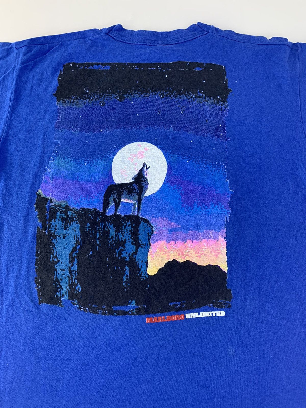 Marlboro RARE Vintage 90s Marlboro Unlimited USA Pocket Tee Tobacco Size US XL / EU 56 / 4 - 2 Thumbnail