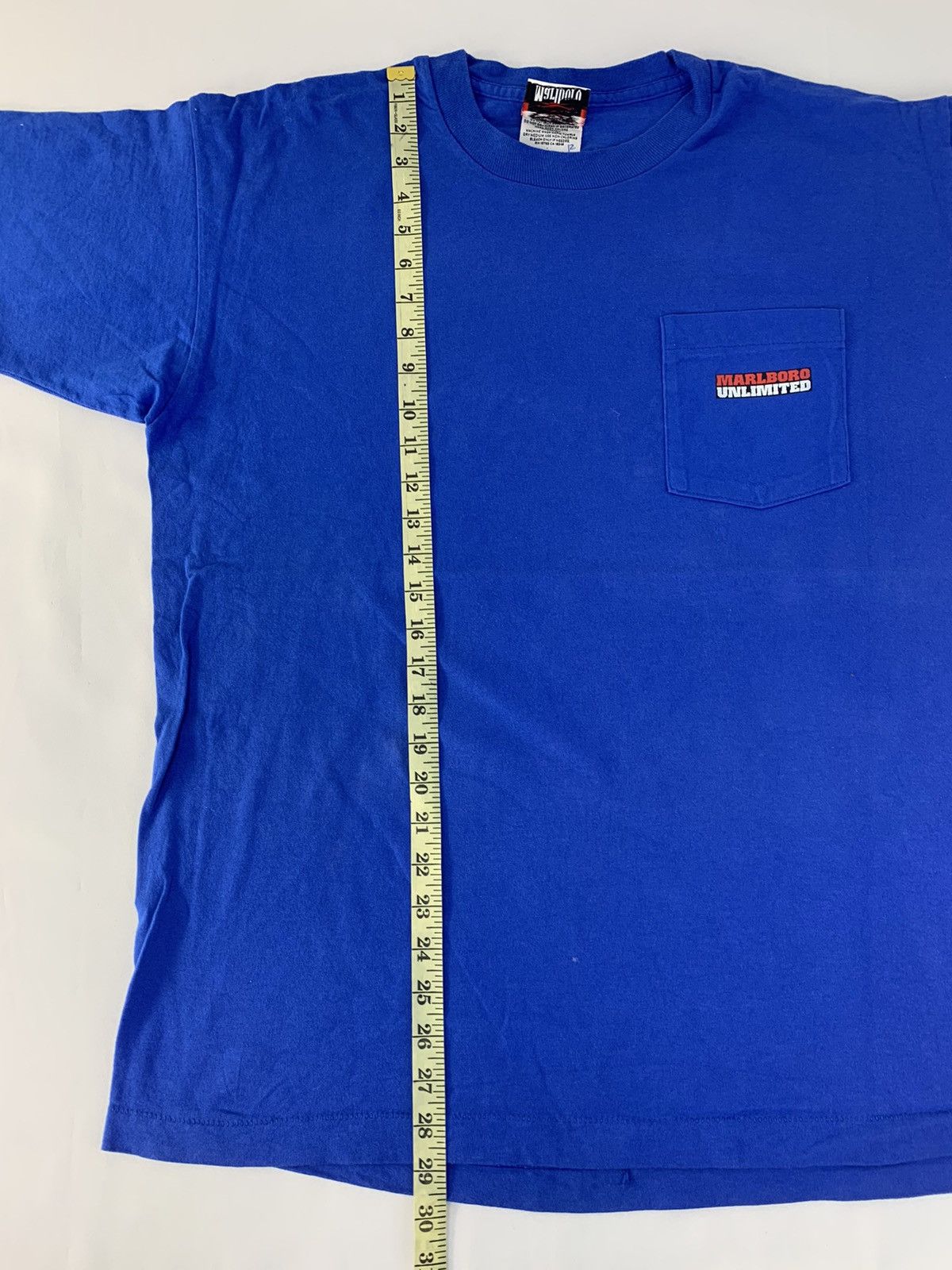 Marlboro RARE Vintage 90s Marlboro Unlimited USA Pocket Tee Tobacco Size US XL / EU 56 / 4 - 11 Thumbnail