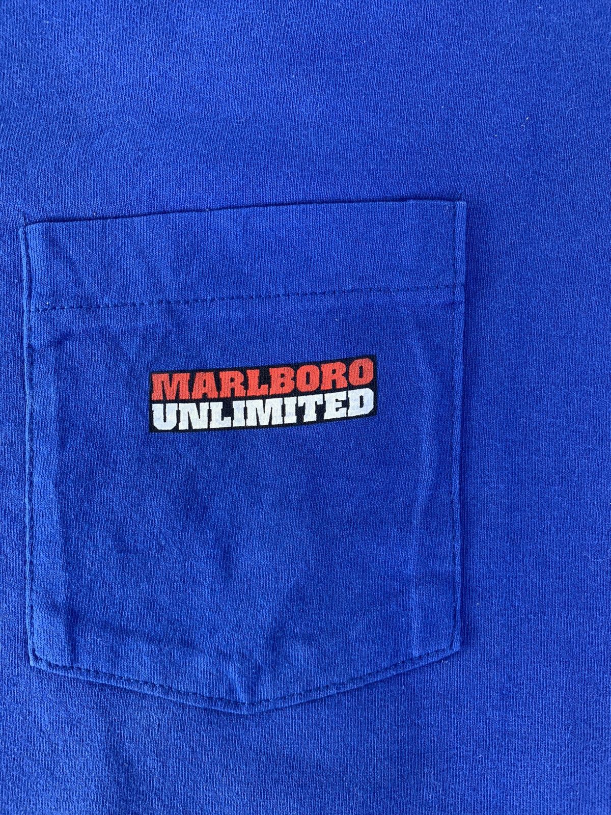 Marlboro RARE Vintage 90s Marlboro Unlimited USA Pocket Tee Tobacco Size US XL / EU 56 / 4 - 5 Thumbnail