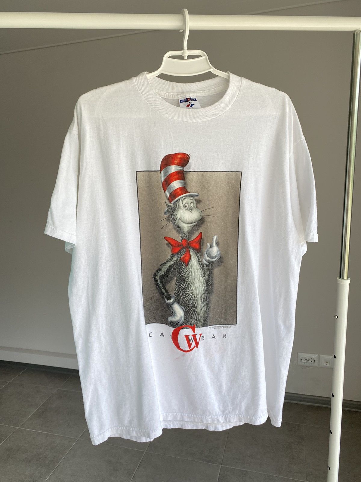 Other Vintage Cat In The Hat Tee Size US L / EU 52-54 / 3 - 1 Thumbnail