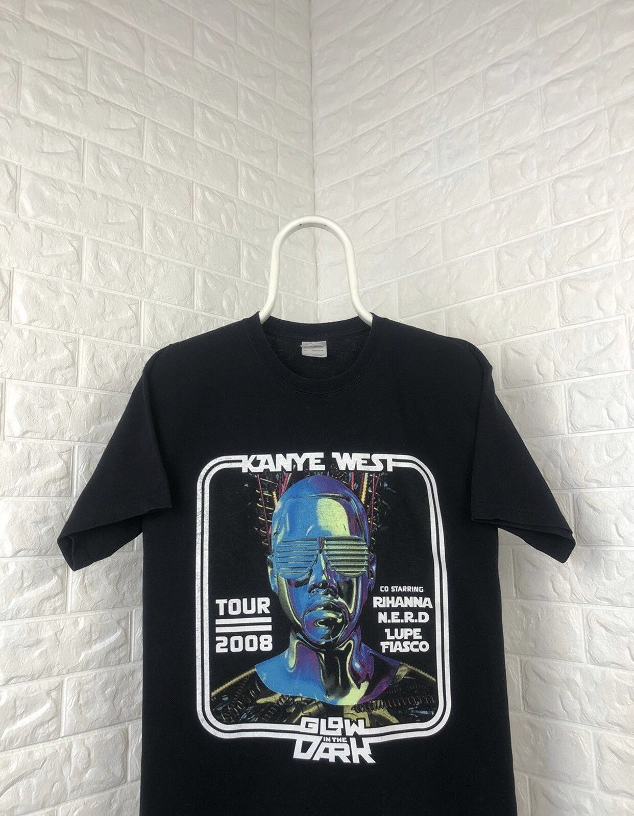 Kanye West × Rap Tees Vintage Kanye West Glow In The Dark Tour 2008 Size US M / EU 48-50 / 2 - 3 Thumbnail