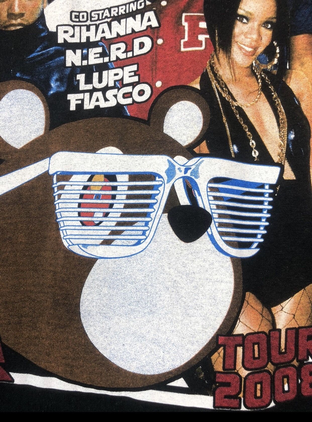 Kanye West × Rap Tees Vintage Kanye West Glow In The Dark Tour 2008 Size US M / EU 48-50 / 2 - 11 Thumbnail
