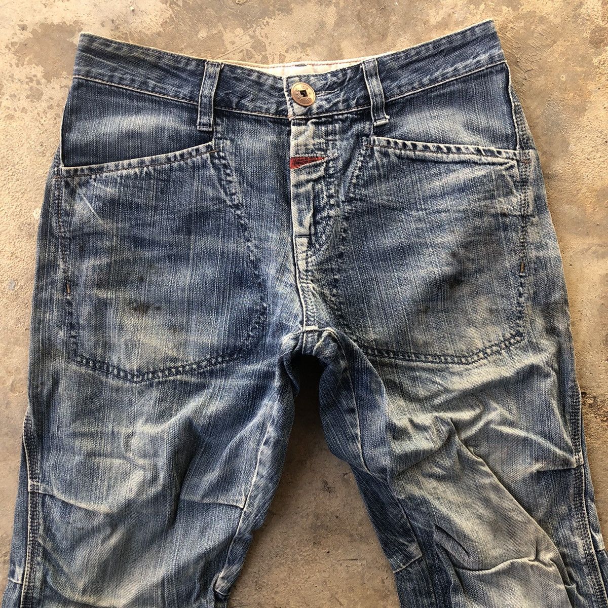 Marithe + Francois Girbaud Marithe Francois Girbaud straight leg box pleat pocket denim Size US 30 / EU 46 - 2 Thumbnail