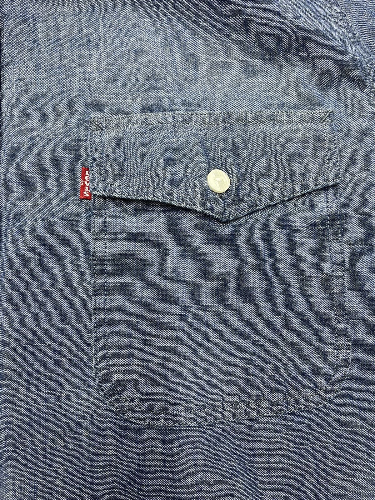 Levi's Mens Levis Denim Shirt size M Size US M / EU 48-50 / 2 - 5 Thumbnail