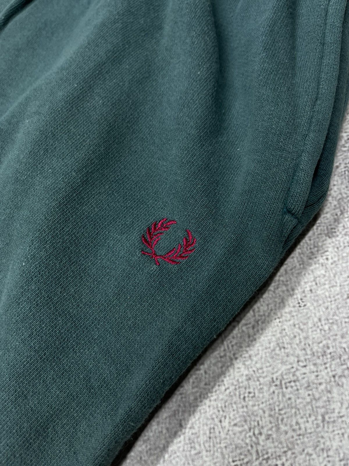Fred Perry × Vintage Rare Vintage Fred Perry Sweatpants Joggers Drill Y2K Size US 36 / EU 52 - 3 Thumbnail