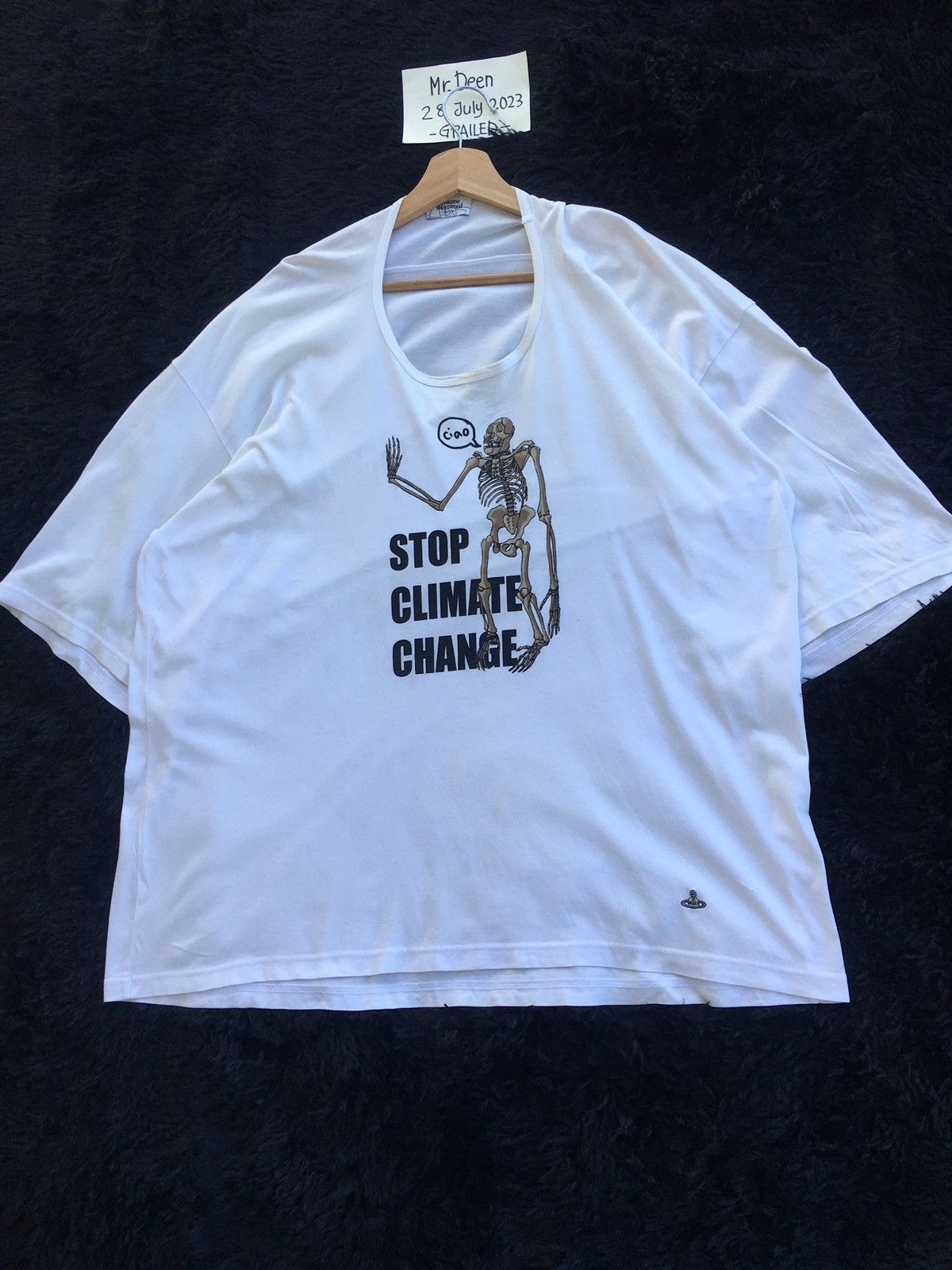 Vivienne Westwood Rare Vintage Vivienne Westwood Stop Climate Change Tshirt Size US XL / EU 56 / 4 - 4 Thumbnail