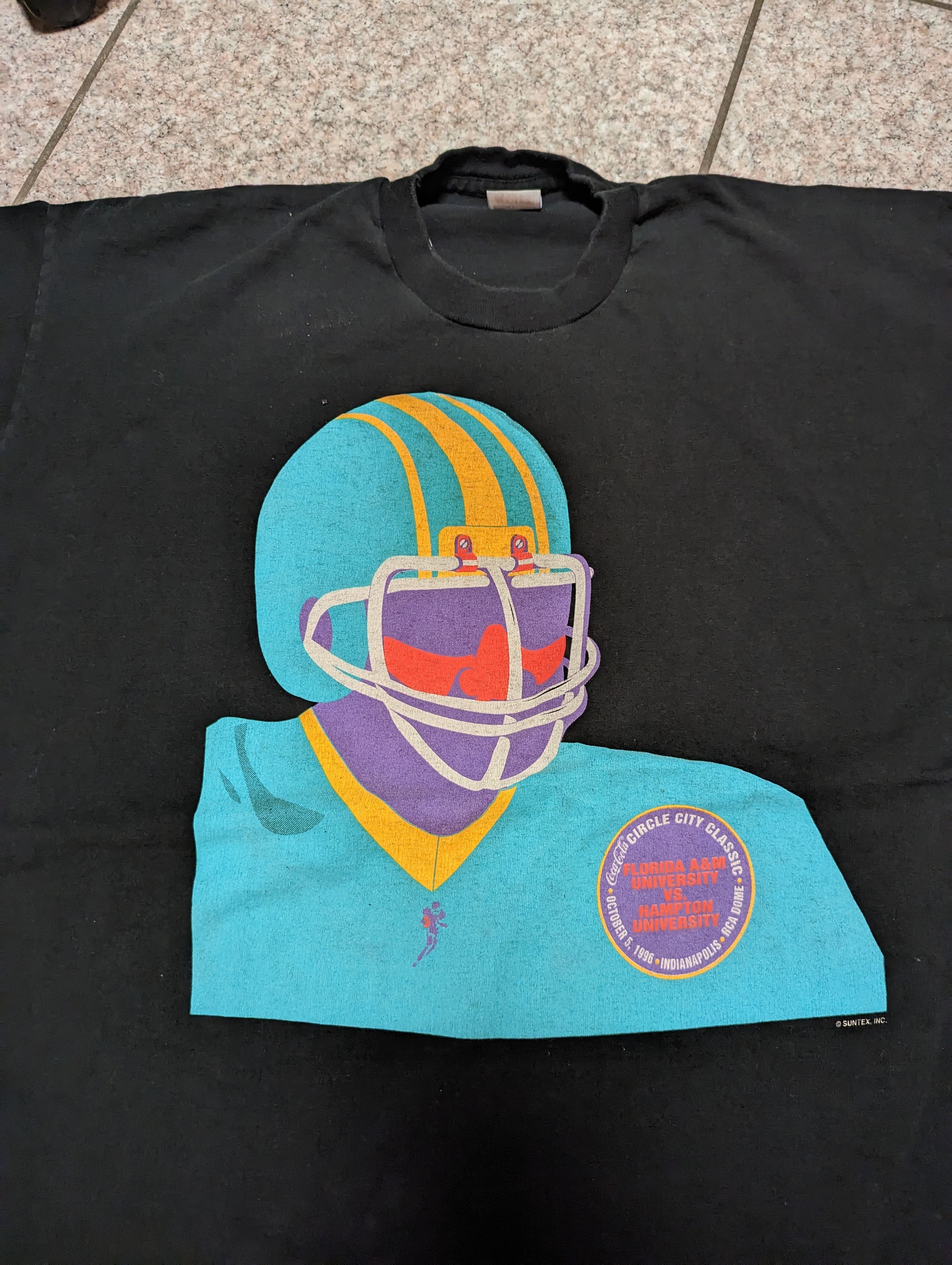 Fruit Of The Loom Vintage 1996 Circle City Classic Double Sided Tee Size US XXL / EU 58 / 5 - 2 Thumbnail