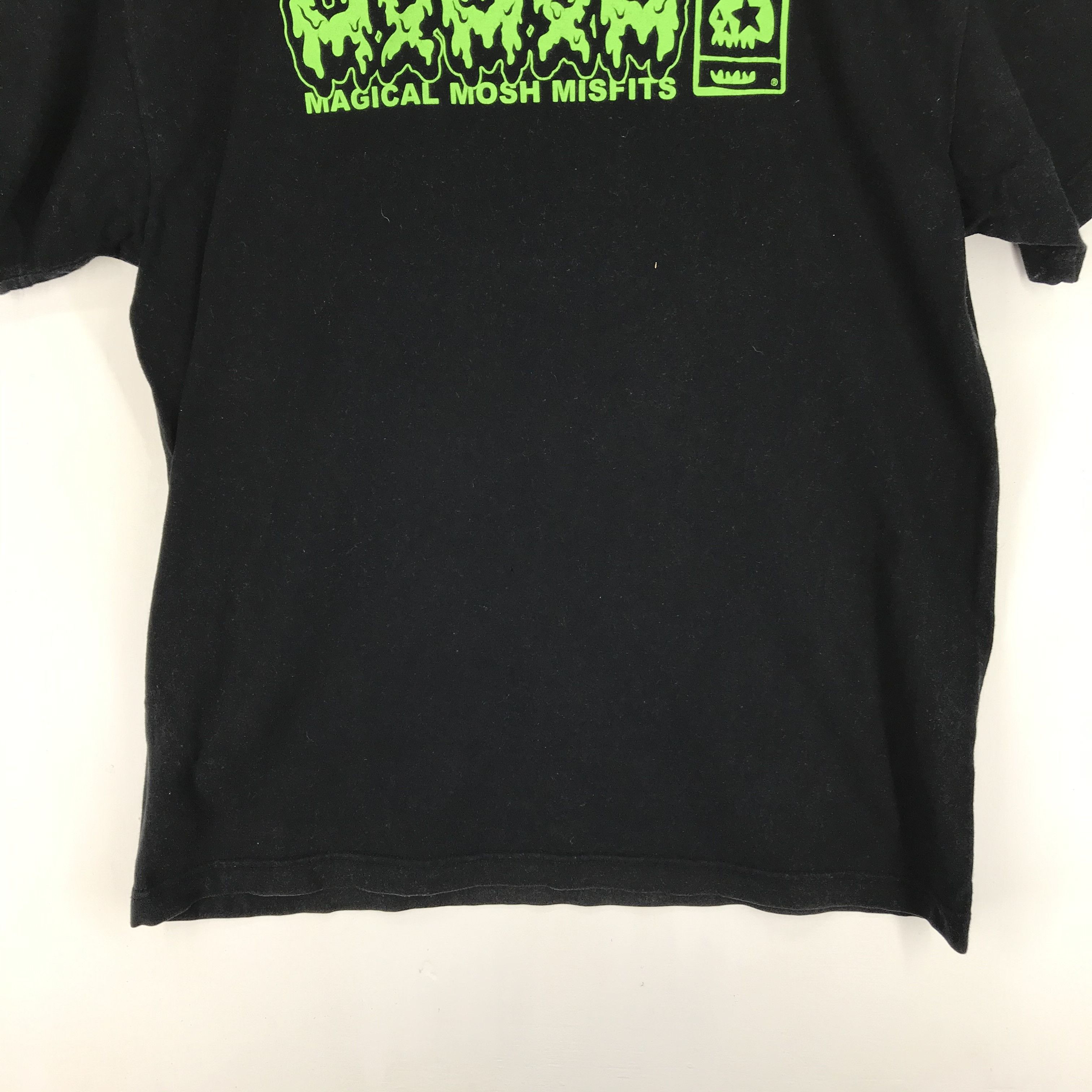 Japanese Brand MAGICAL MOSH MISFITS Skateboard T Shirt #2340-81 Size US M / EU 48-50 / 2 - 4 Thumbnail