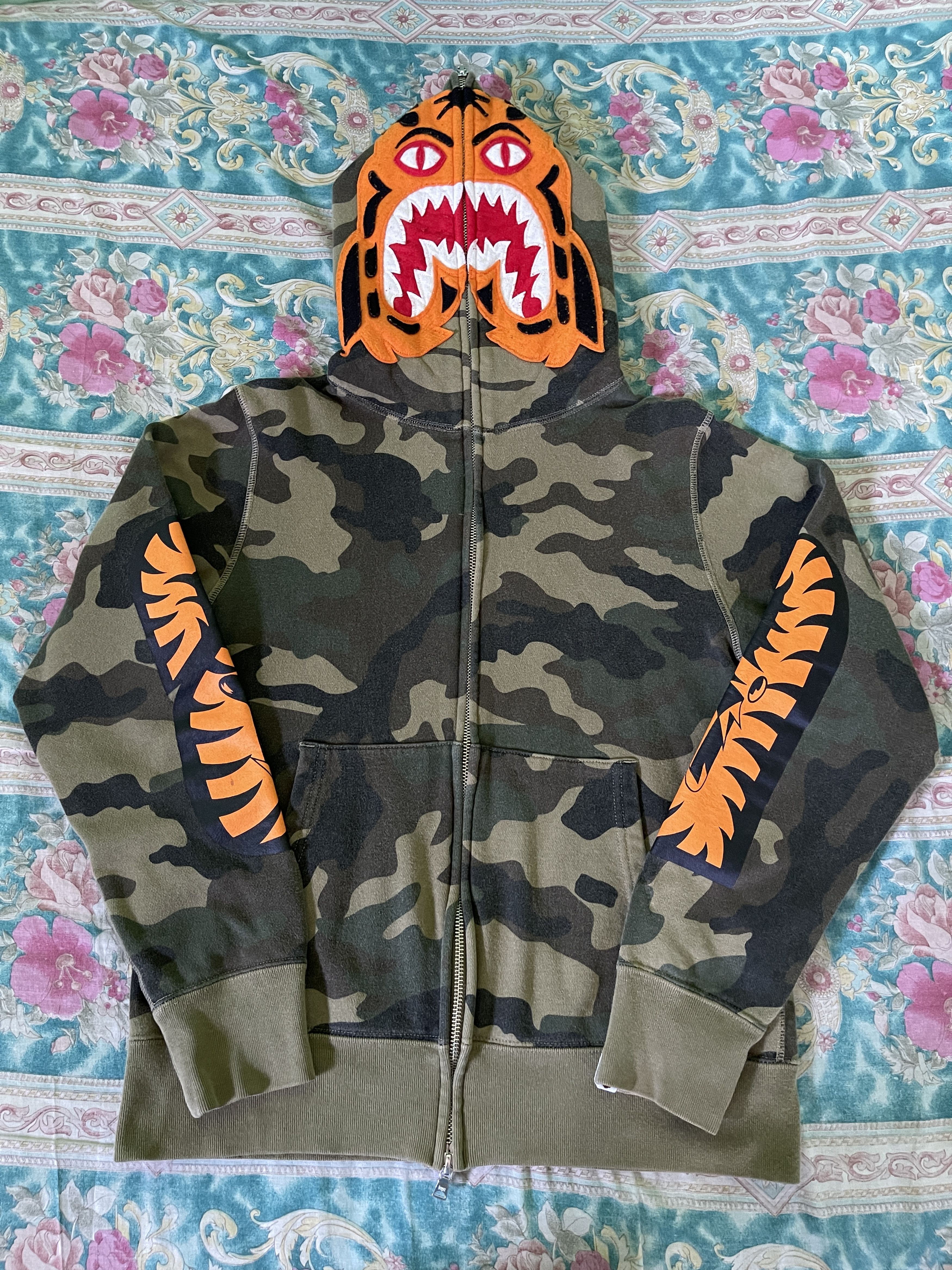 image of Hoodie Bape Tiger Green Camo, Men's (Size Small)