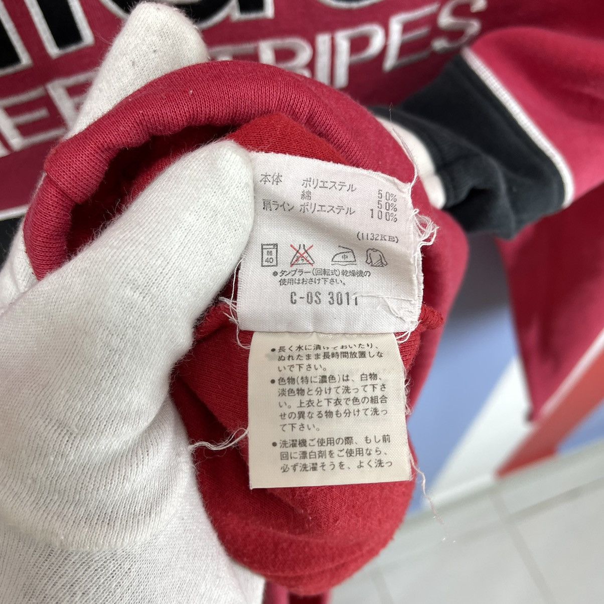 Adidas 90s Vintage ADIDAS Japanese Edition Sweatshirt #073-104 Size US L / EU 52-54 / 3 - 22 Thumbnail