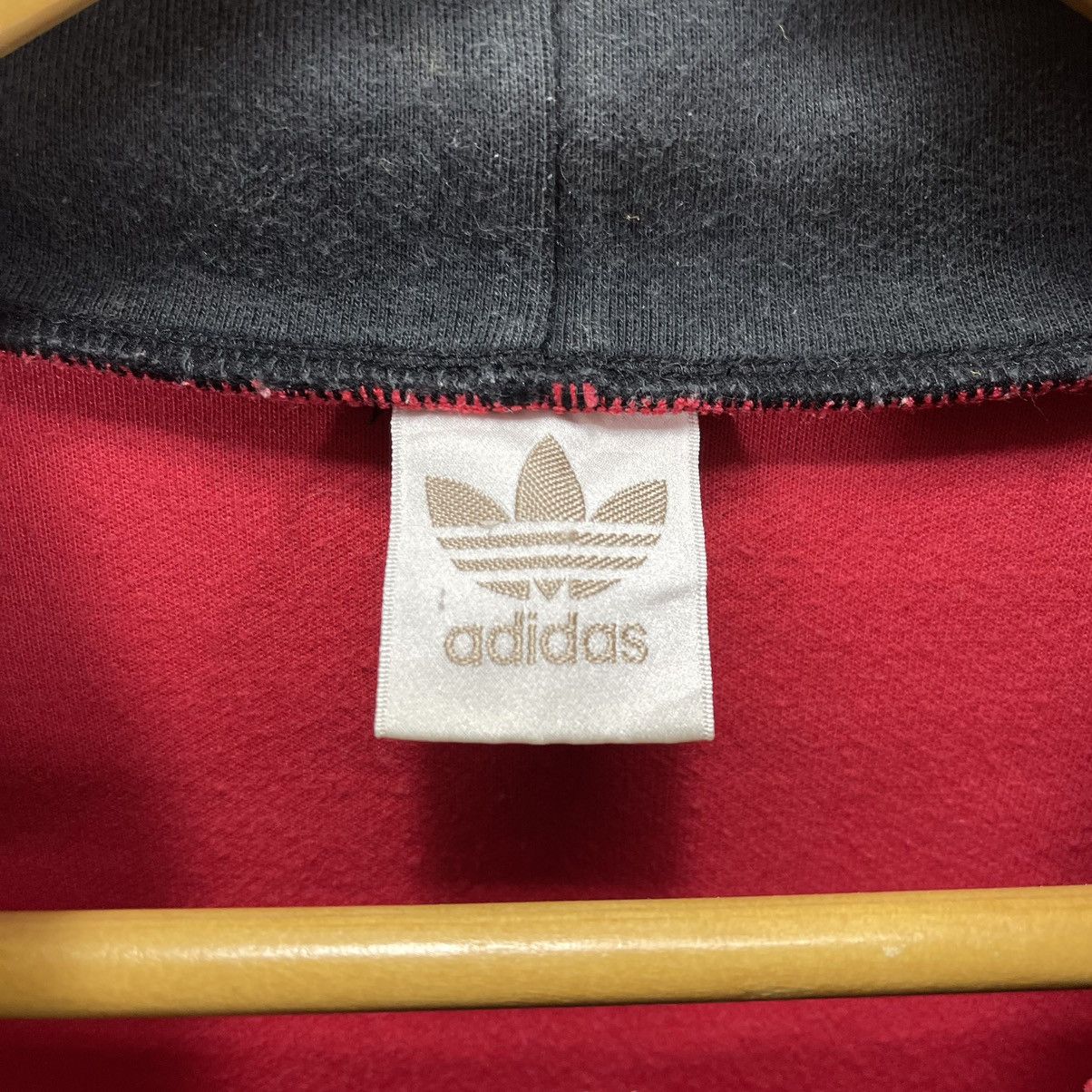 Adidas 90s Vintage ADIDAS Japanese Edition Sweatshirt #073-104 Size US L / EU 52-54 / 3 - 19 Thumbnail
