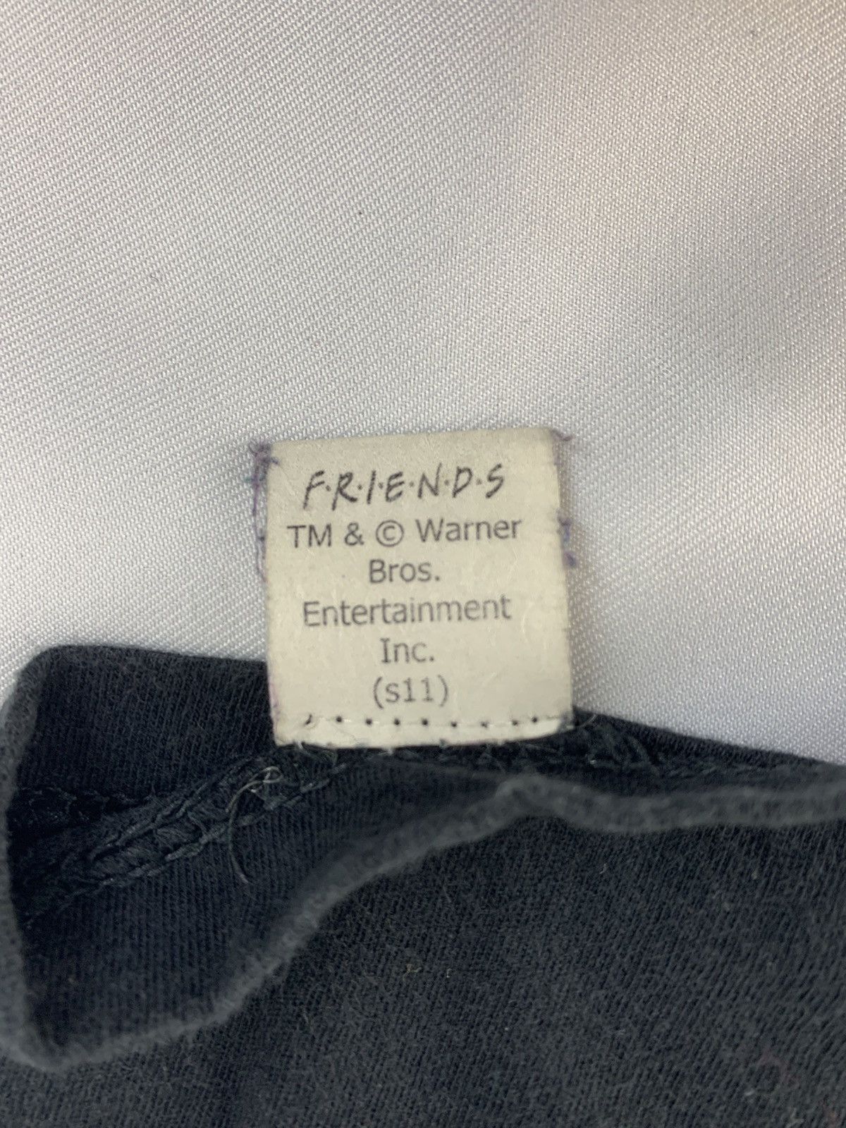 Other Warner Bros F.R.I.E.N.D American Sitcom Spell Out Tee Size US L / EU 52-54 / 3 - 5 Thumbnail