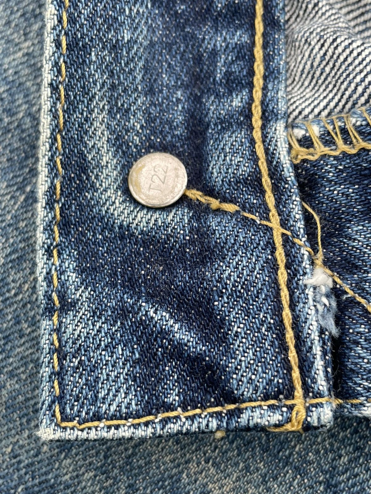 Levi's Vintage Levi’s 98 702XX E 1937 Selvedge Aging Distressed Size US 29 - 16 Thumbnail