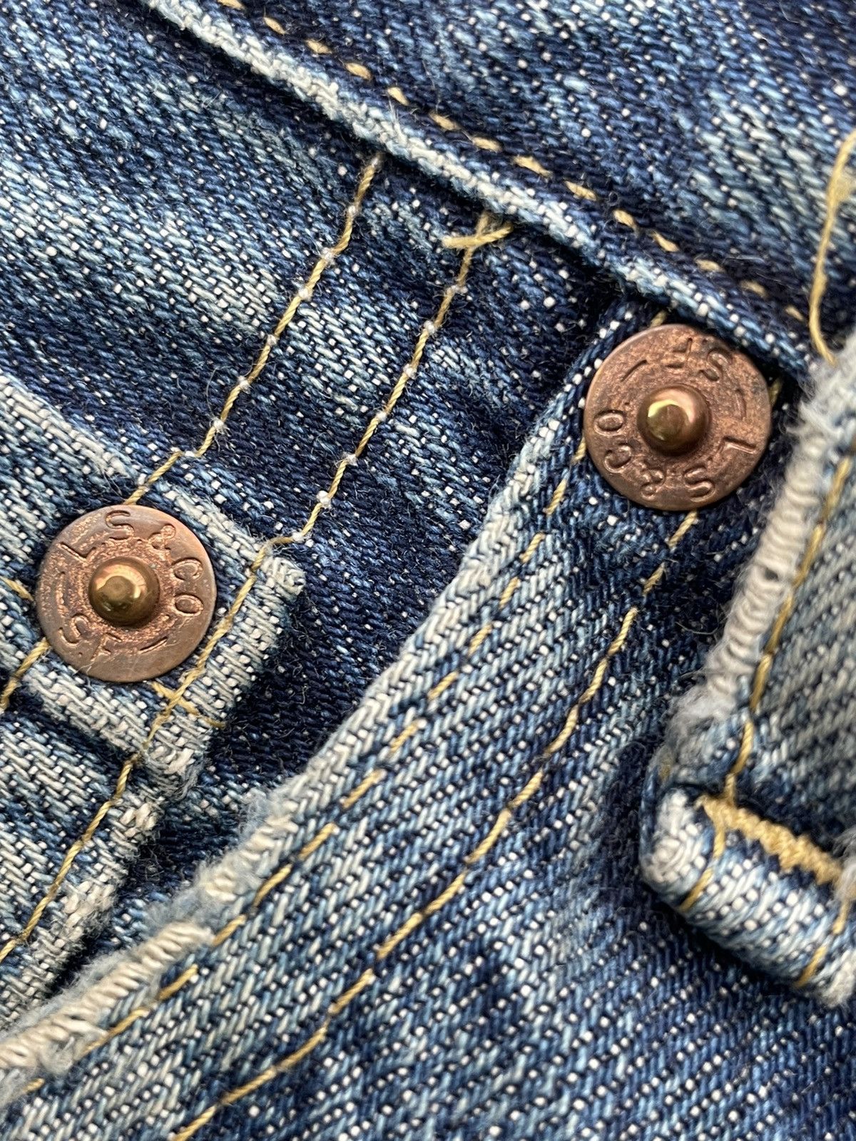 Levi's Vintage Levi’s 98 702XX E 1937 Selvedge Aging Distressed Size US 29 - 20 Thumbnail
