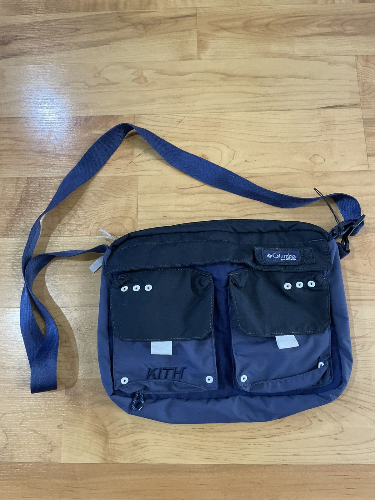 Kith Kith Columbia pfg transit bag | Grailed