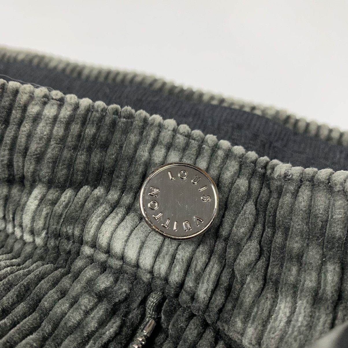 Louis Vuitton Louis Vuitton ash corduroy pants Size US 28 / EU 44 - 7 Thumbnail
