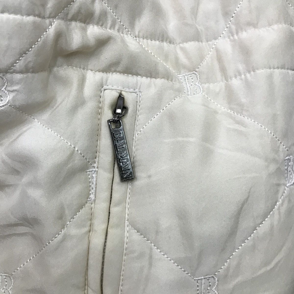 Balmain Balmain Puffer Jacket Balmain Sweater Full Print Size US L / EU 52-54 / 3 - 14 Thumbnail