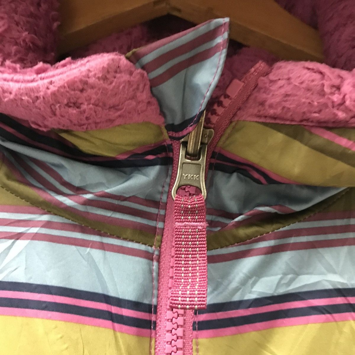 Patagonia × Vintage Vintage Patagonia Hoodie Reversible Jacket Fleece Puffer Size M / US 6-8 / IT 42-44 - 6 Thumbnail