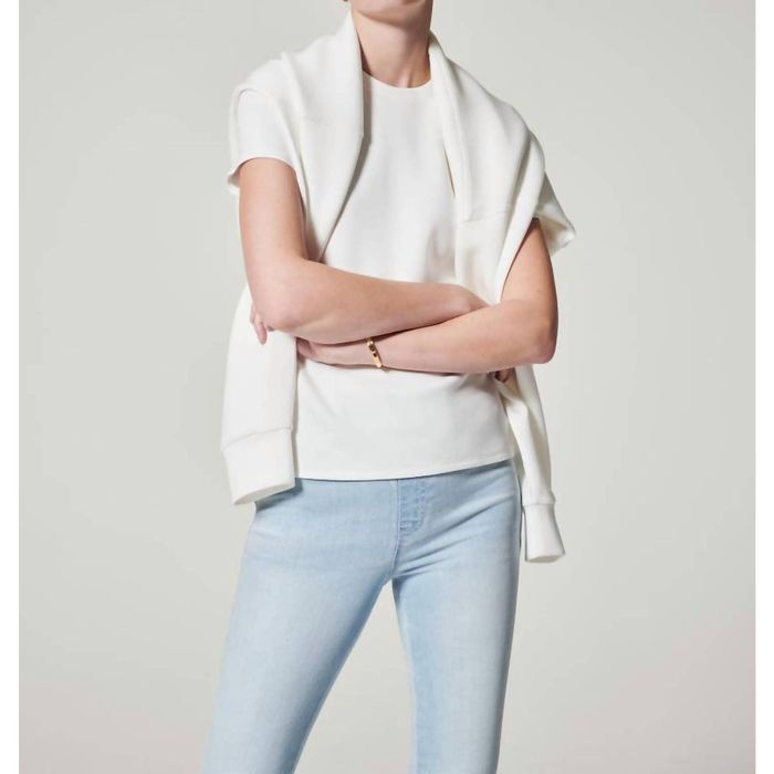 AirEssentials Relaxed Long Sleeve Top in Very Black