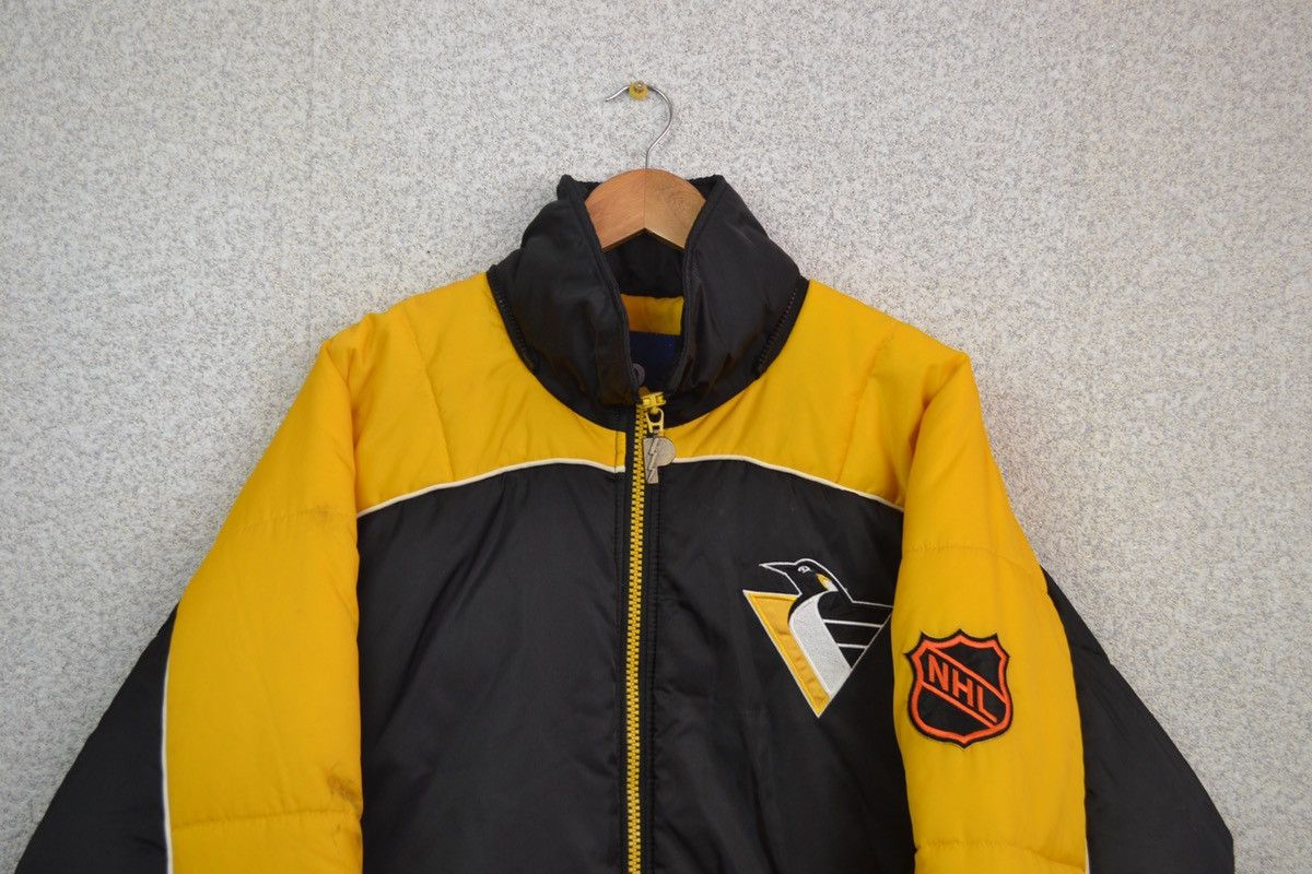 NHL Pittsburg Penguins NHL vintage bomber jacket pro player 90s Size US M / EU 48-50 / 2 - 4 Thumbnail