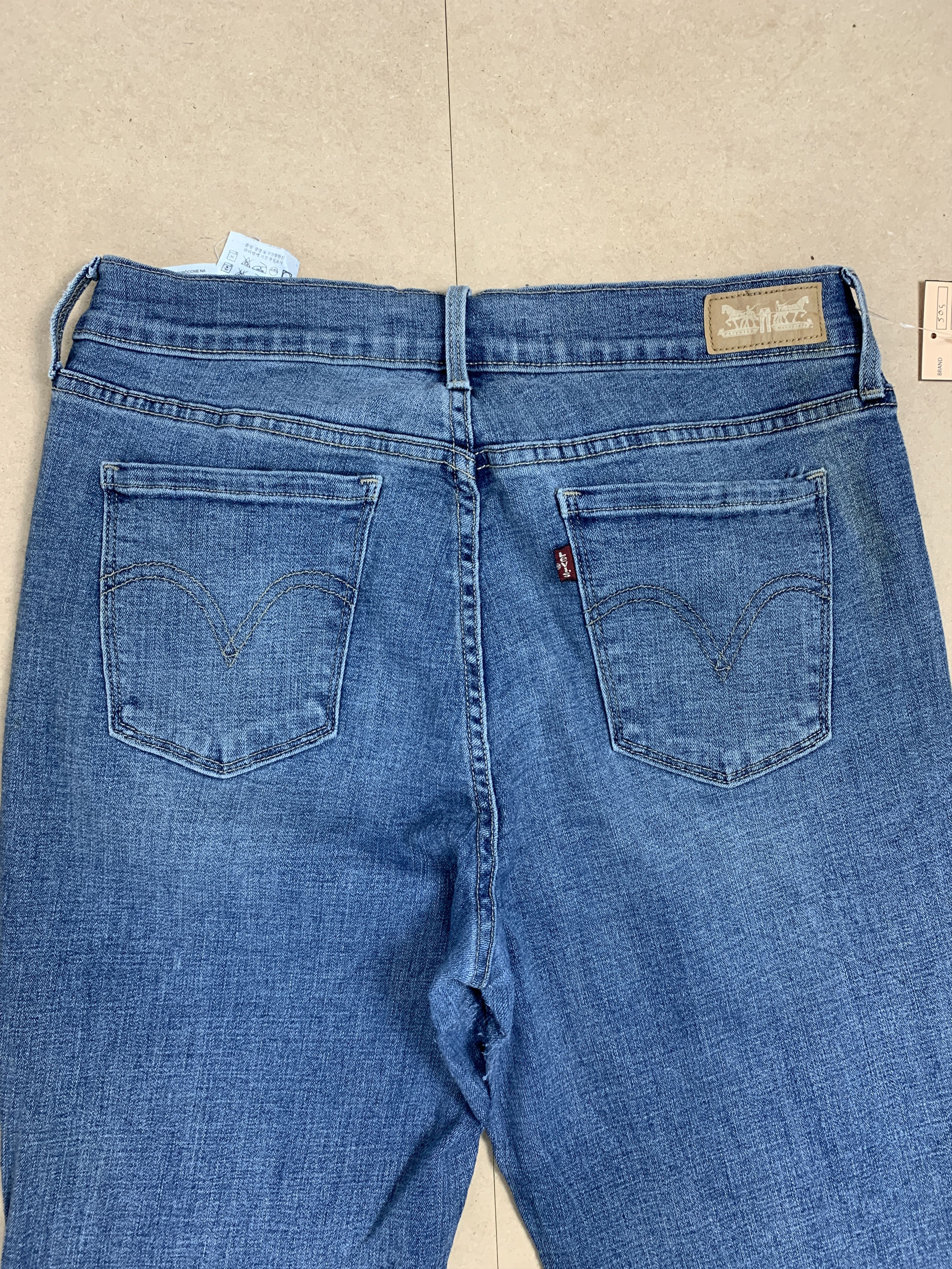 Levi's Vintage LEVI'S 505 Straight Cut Mid Wash Jeans P0205 Size 28" / US 6 / IT 42 - 6 Thumbnail