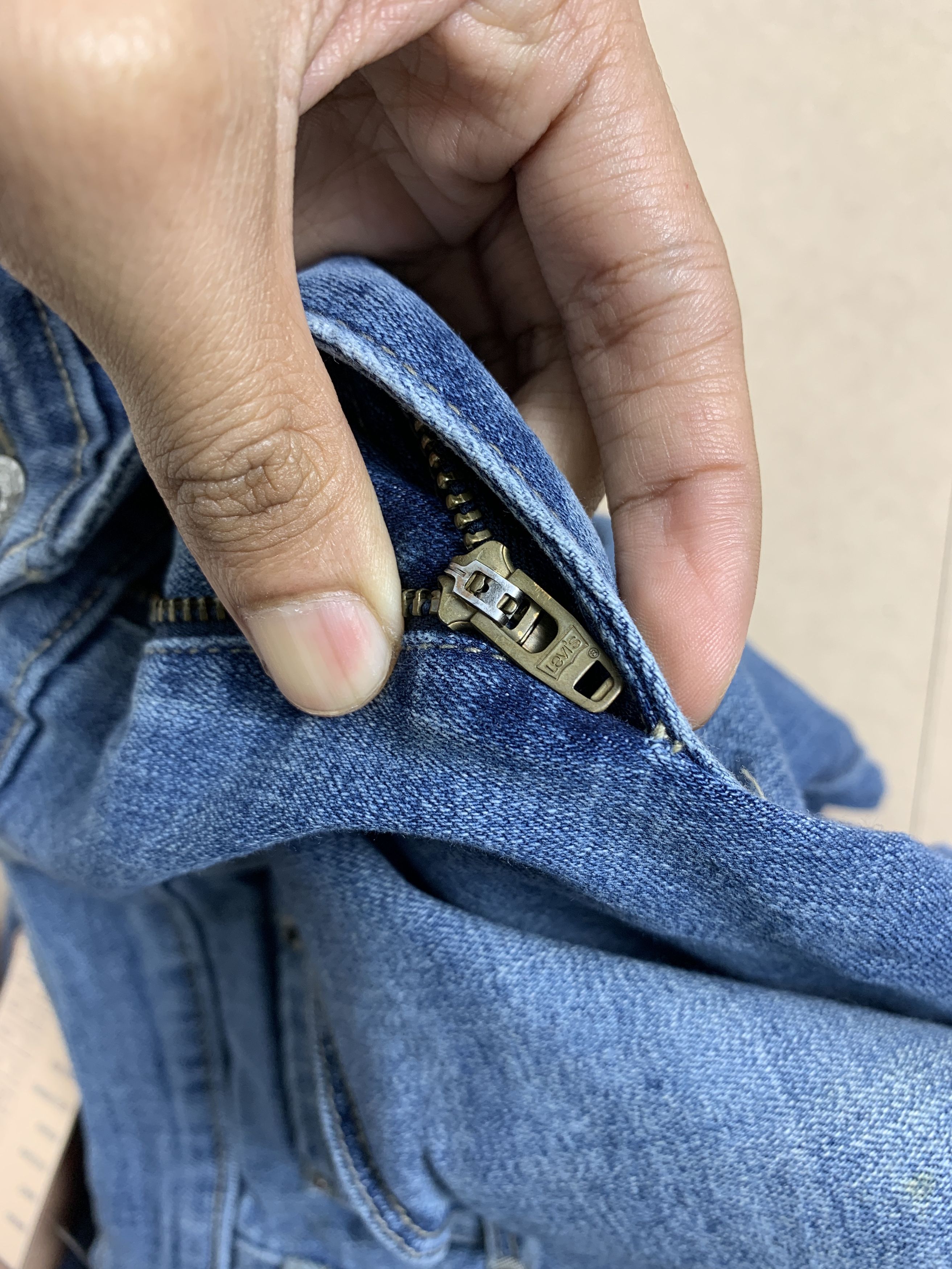 Levi's Vintage LEVI'S 505 Straight Cut Mid Wash Jeans P0205 Size 28" / US 6 / IT 42 - 24 Thumbnail