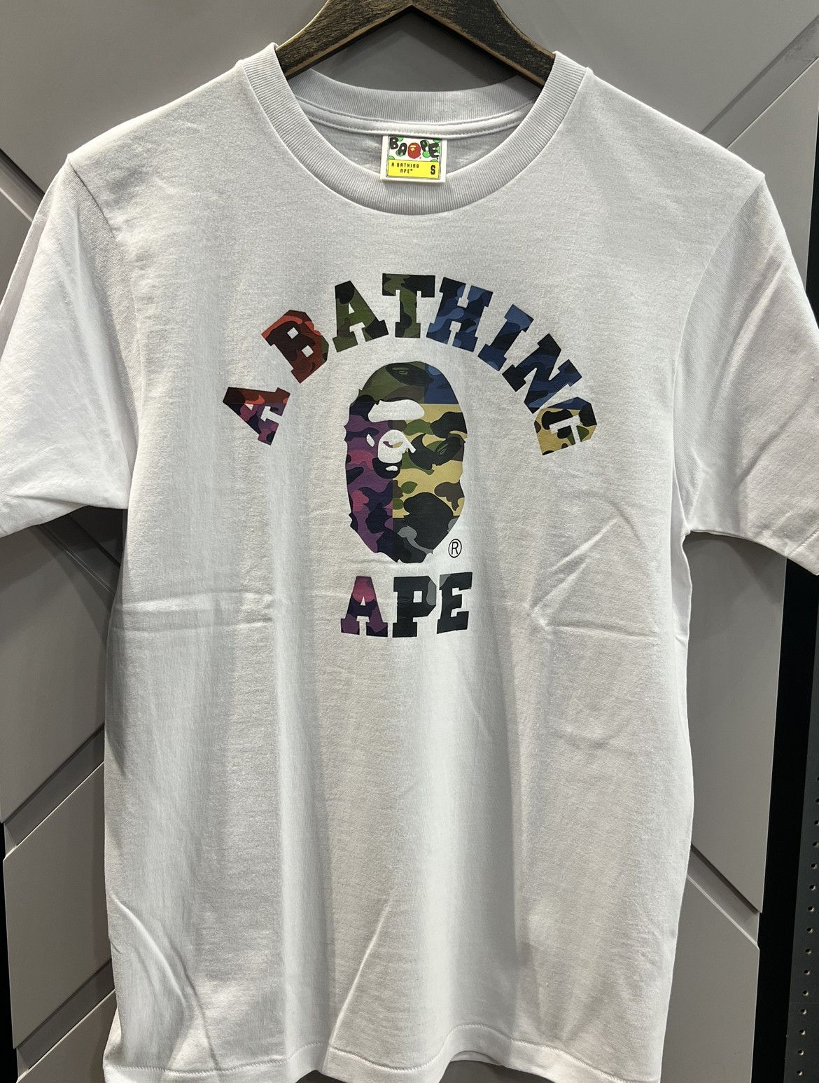 Bape BAPE Multi Camo College Tee White Size US S / EU 44-46 / 1 - 1 Thumbnail