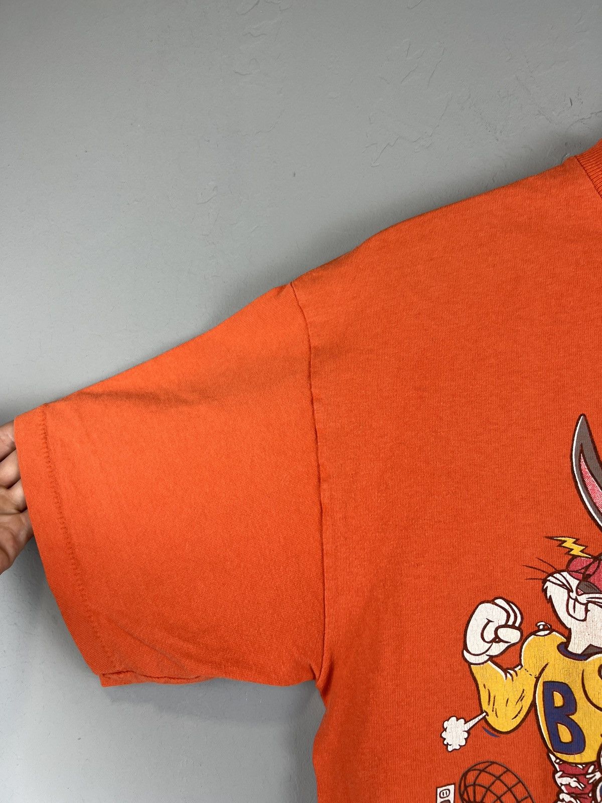 Vintage × Warner Bros Vtg 1993 Lovely Tunes Big band print tee y2k orange colour Size US M / EU 48-50 / 2 - 3 Thumbnail