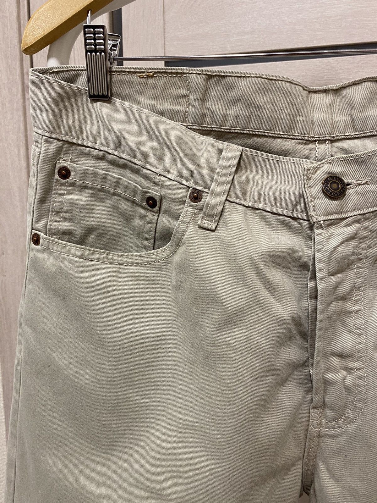 Levi's × Vintage Levi’s 582 Vintage Beige Cotton Men’s Shorts Size US 32 / EU 48 - 4 Thumbnail