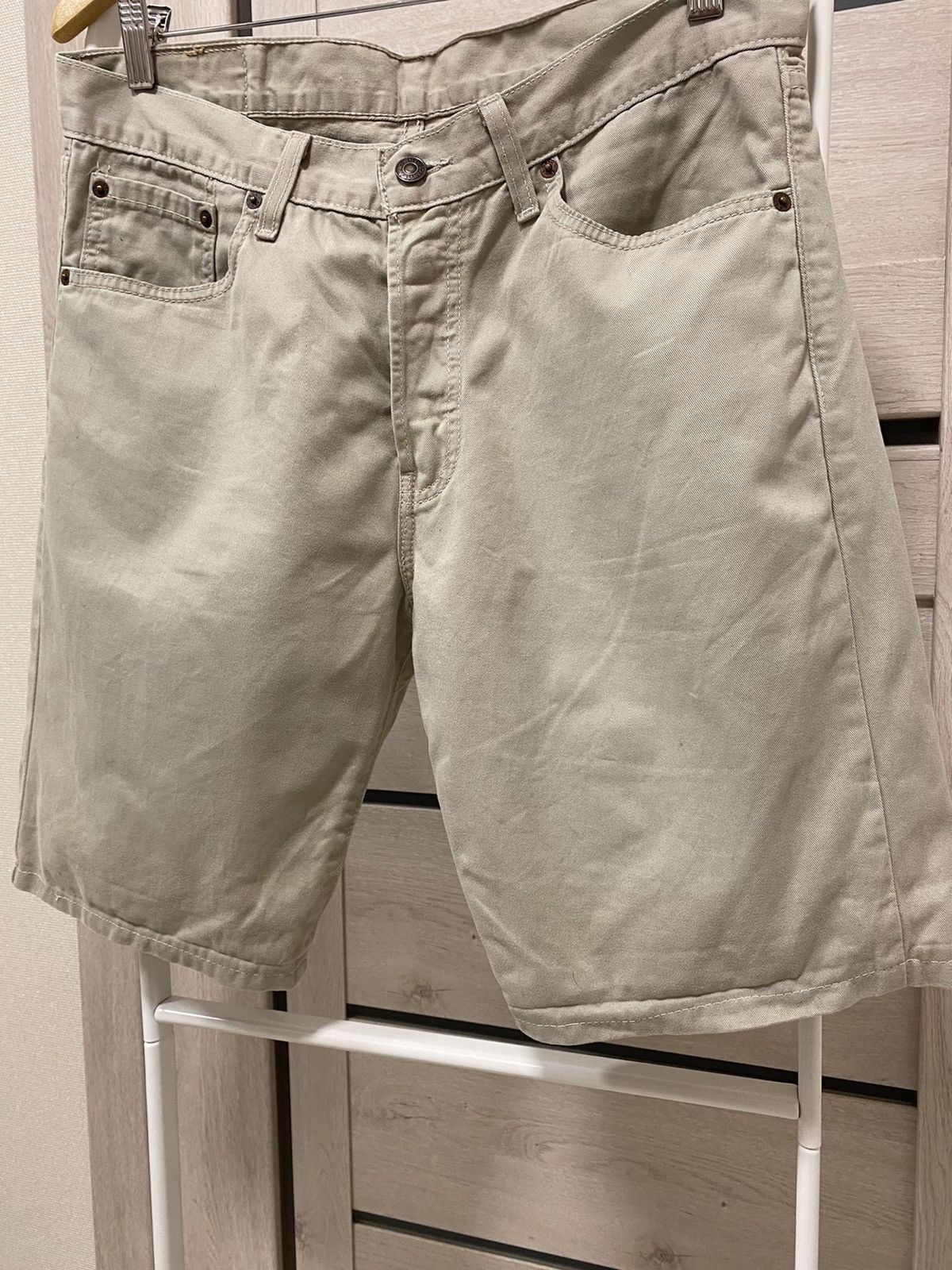 Levi's × Vintage Levi’s 582 Vintage Beige Cotton Men’s Shorts Size US 32 / EU 48 - 5 Thumbnail