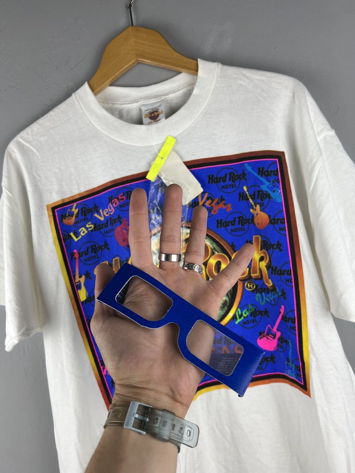 Band Tees × Hard Rock Cafe × Vintage Vintage 3D Hard Rock Las Vegas tee 1990 with 3D glass y2k Size US L / EU 52-54 / 3 - 2 Thumbnail