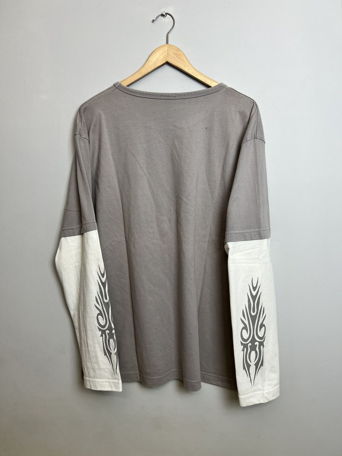 Tribal Streetwear Vintage Y2k 00s Tribal Rave Black Rock Metal Longsleeve Size US L / EU 52-54 / 3 - 2 Thumbnail