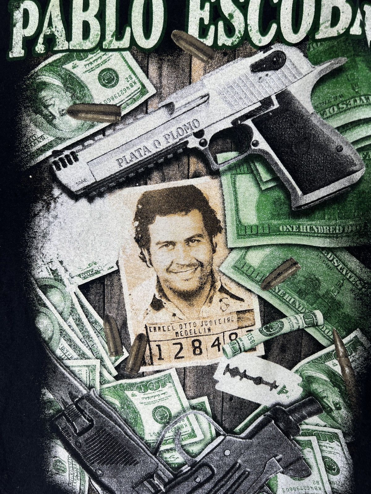Band Tees × Vintage Vintage Pablo Escobar 90s gangster tee drugs transit y2k Size US M / EU 48-50 / 2 - 2 Thumbnail