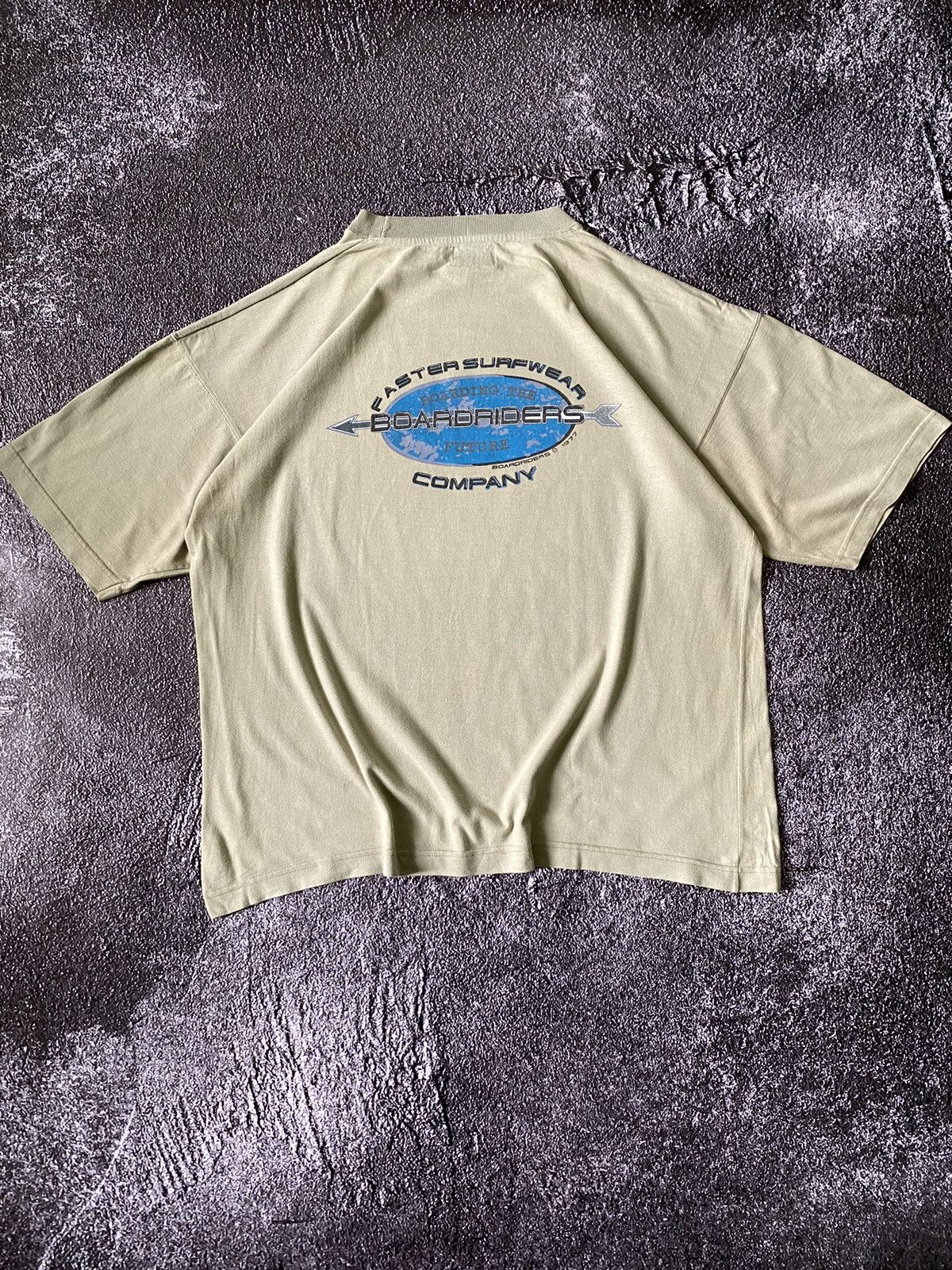 Vintage Rare!! Vintage 1977 Boardriders Club Hawaii Surfwear tee Size US M / EU 48-50 / 2 - 1 Thumbnail