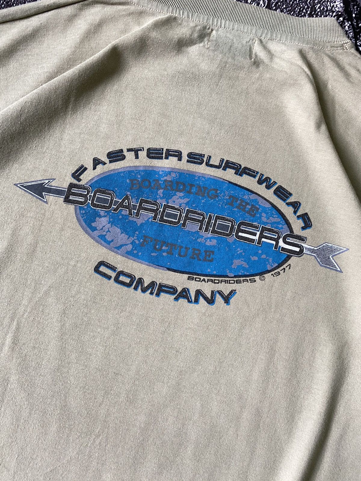 Vintage Rare!! Vintage 1977 Boardriders Club Hawaii Surfwear tee Size US M / EU 48-50 / 2 - 6 Thumbnail