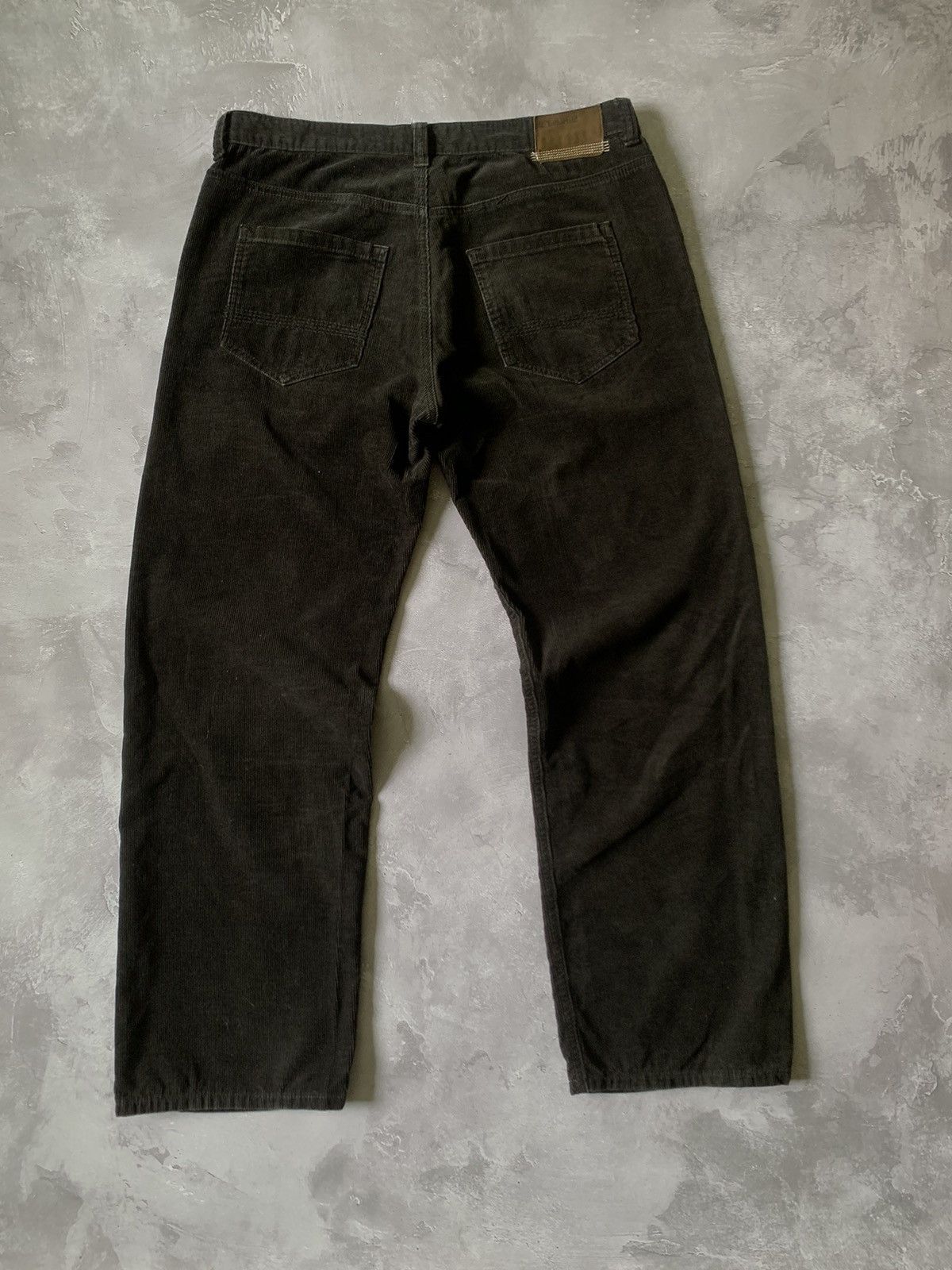 Timberland Timberland corduroy velvet vintage wide pants mens 36 Size US 36 / EU 52 - 1 Thumbnail