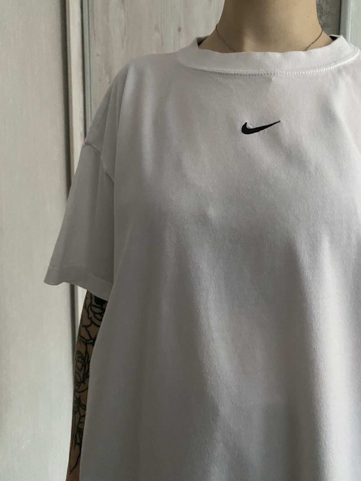 Nike Nike Center Swoosh Tee Y2k Boxy Fit Vintage Streetwear Size XL / US 12-14 / IT 48-50 - 1 Thumbnail