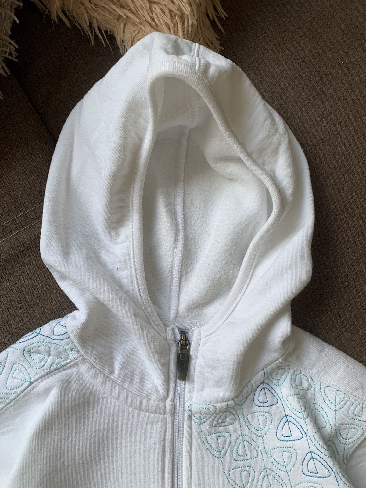 Nike ACG 00s Vintage Nike ACG Women’s White Zip Up Hoodie Size S / US 4 / IT 40 - 3 Thumbnail