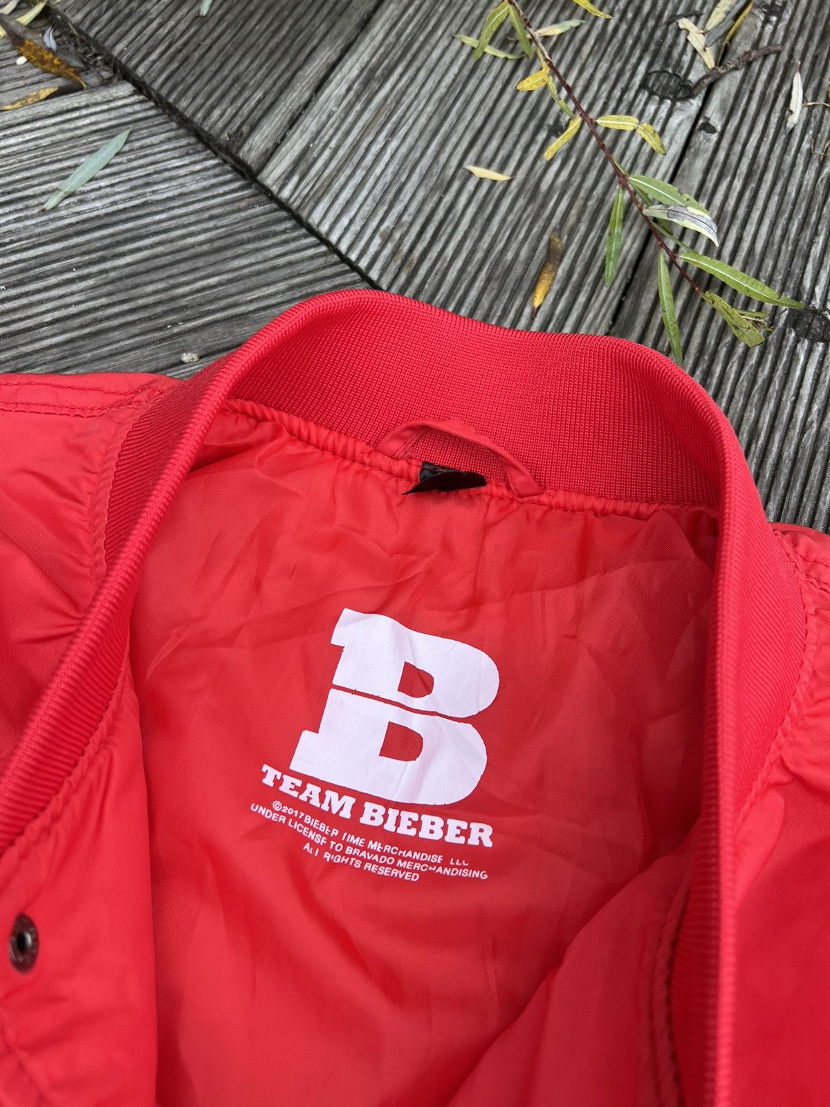 H&M × Justin Bieber Justin Bieber Purpose Tour Red Team Bomber Jacket Size US S / EU 44-46 / 1 - 7 Thumbnail