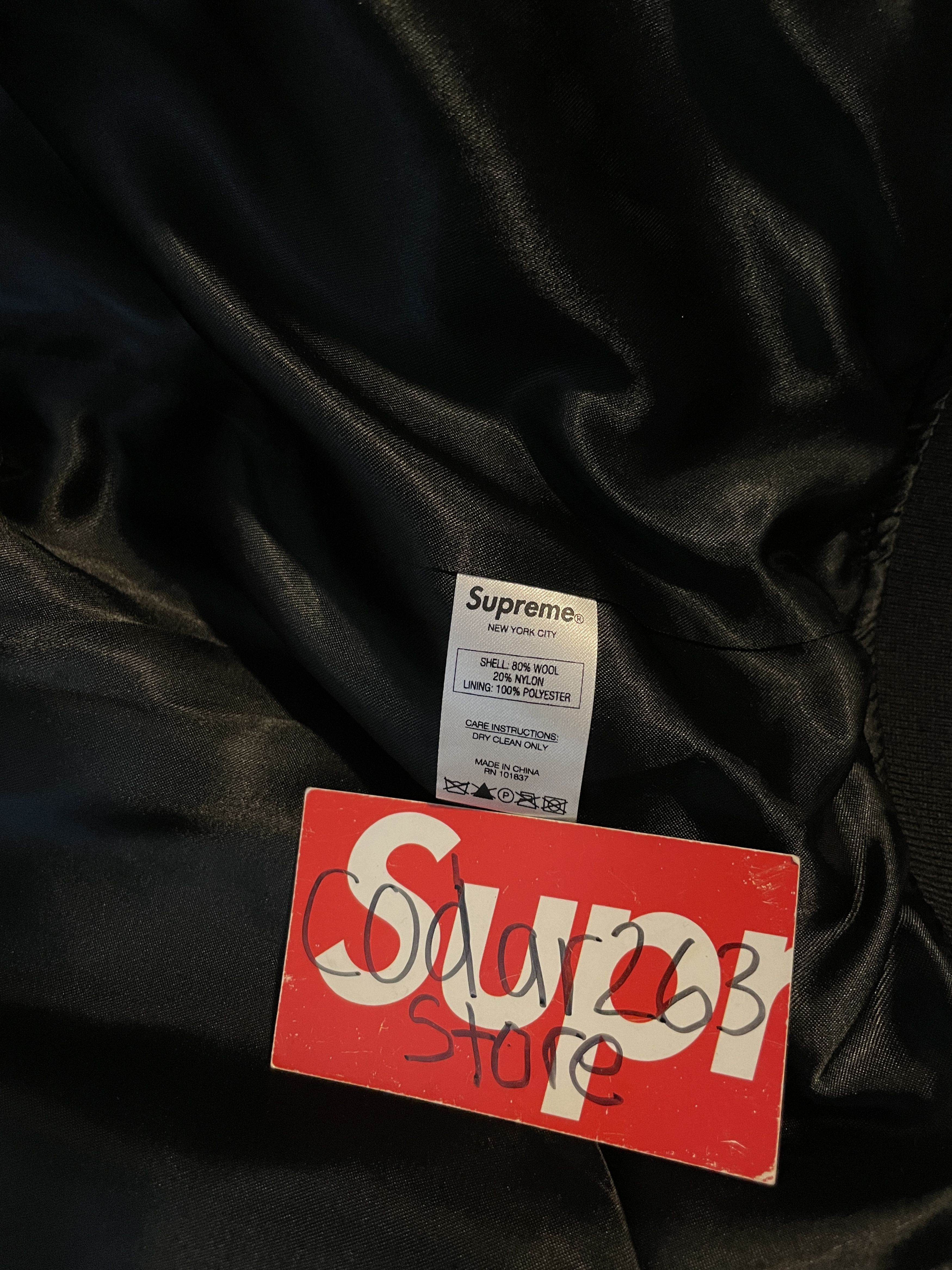 Playboy × Supreme 2017 Logo Wool Varsity Jacket Supreme x Playboy Black Small Size US S / EU 44-46 / 1 - 4 Thumbnail