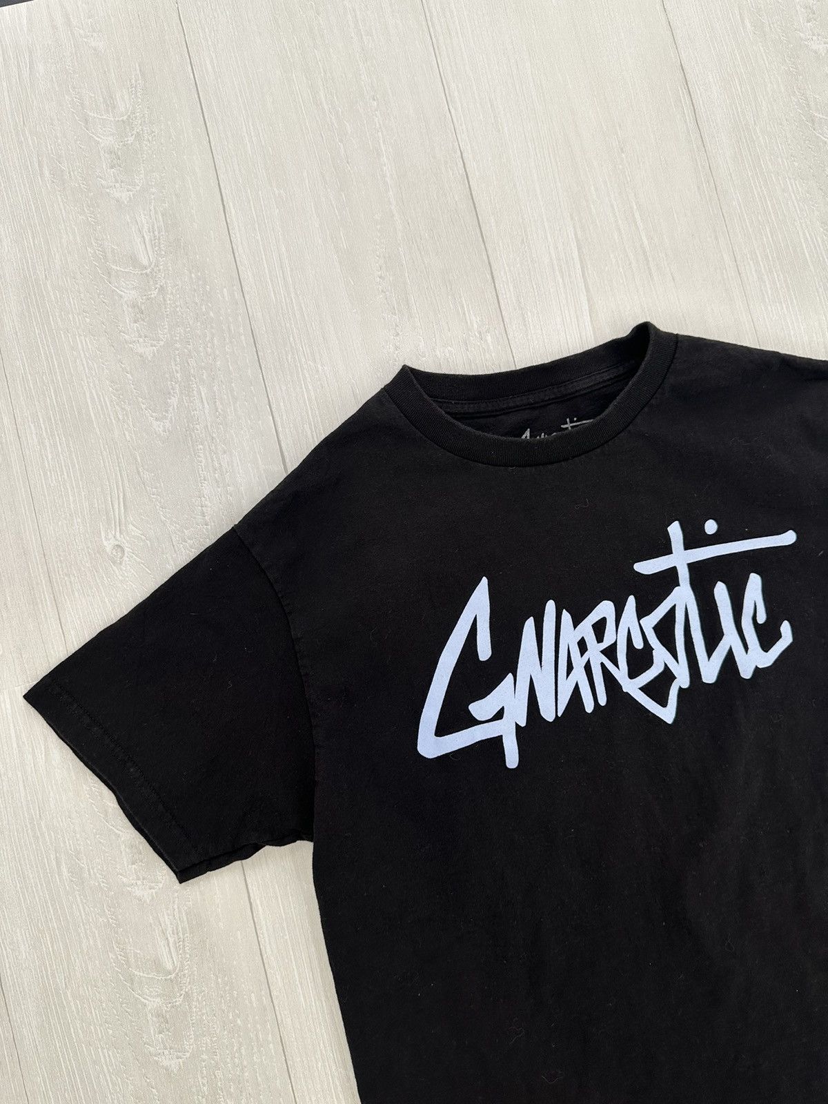 Gnarcotic Gnarcotic Black Cursive Script Logo Tee Sz. Medium Gnar Size US M / EU 48-50 / 2 - 2 Thumbnail