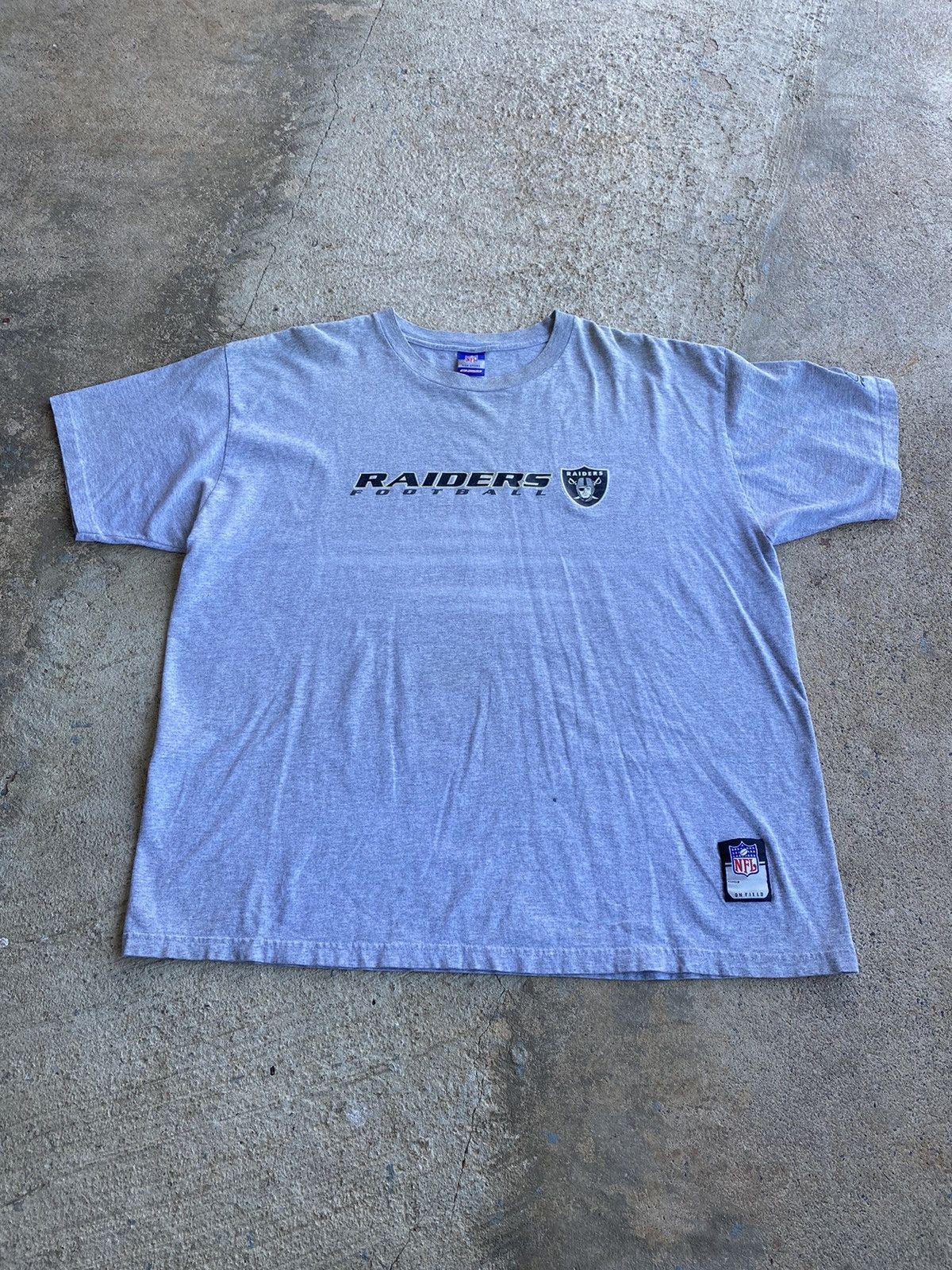 NFL × Reebok × Vintage Vintage Y2K Oakland Raiders NFL Distressed Shirt Size US XXL / EU 58 / 5 - 1 Thumbnail