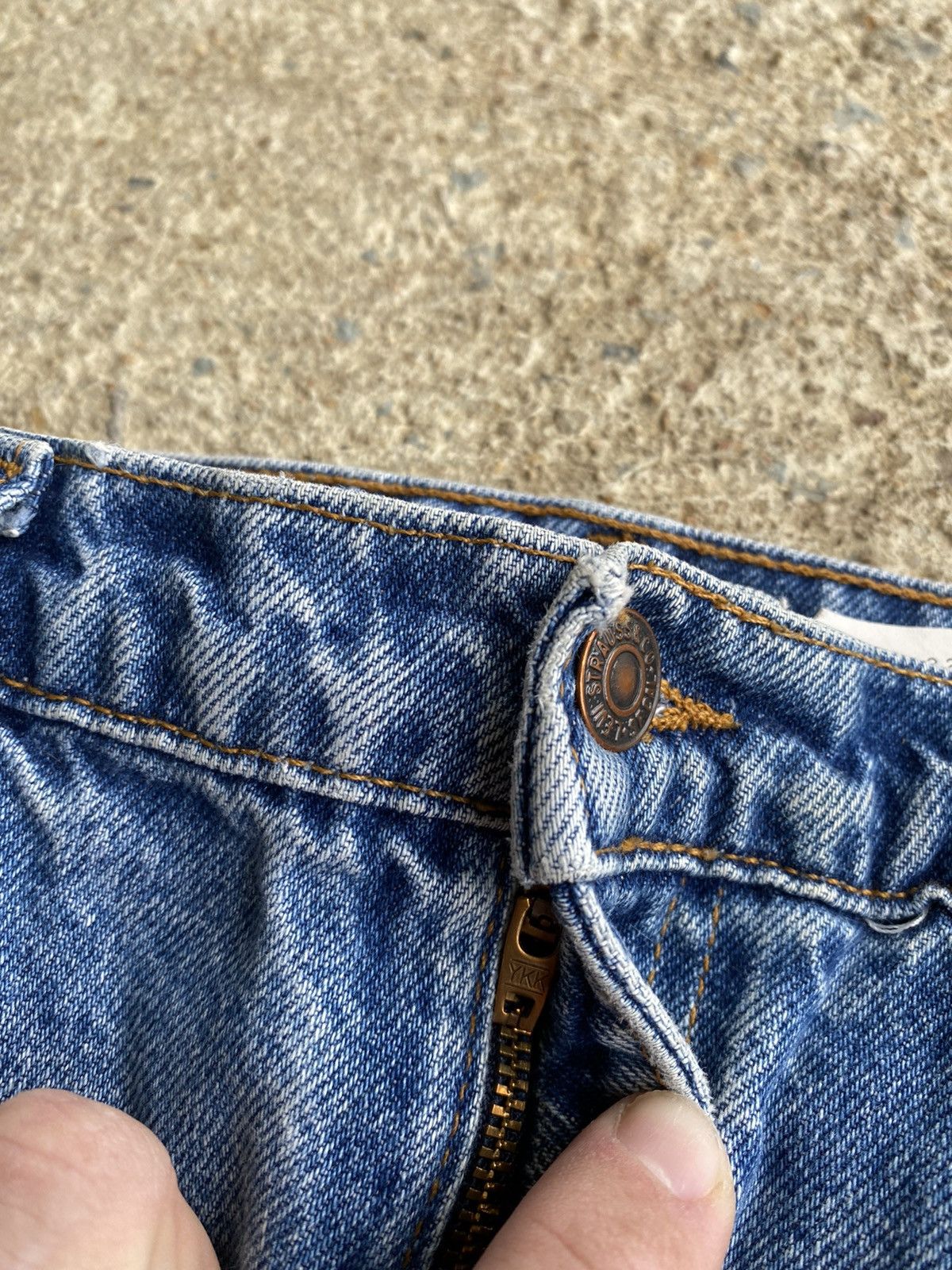 Levi's × Vintage Vintage 90’s Levi’s 505 Faded Orange Tab Jeans Size US 34 / EU 50 - 9 Thumbnail