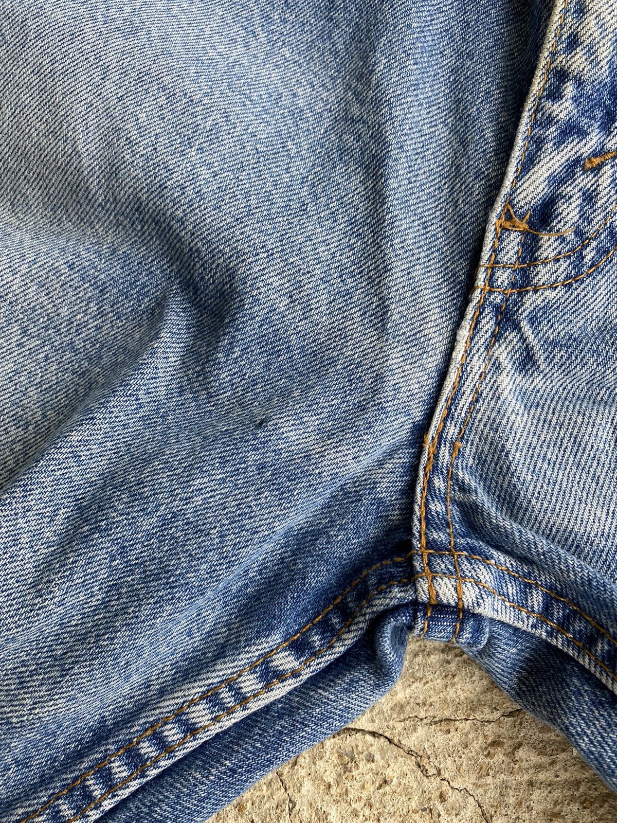 Levi's × Vintage Vintage 90’s Levi’s 505 Faded Orange Tab Jeans Size US 34 / EU 50 - 13 Thumbnail