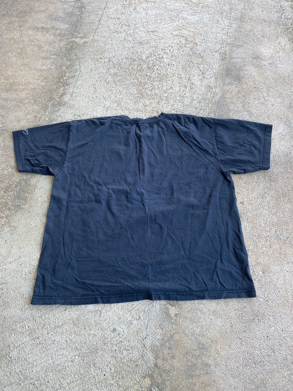 NFL × Vintage Vintage Y2K Reebok Raiders Football Faded Black Shirt Size US XL / EU 56 / 4 - 7 Thumbnail